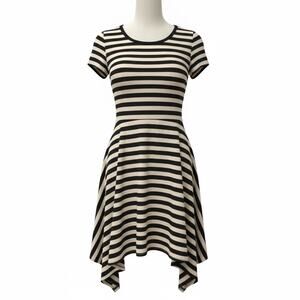 Forever 21 Women’s Large Black Beige Striped Short Sleeve Hi-Low Dress